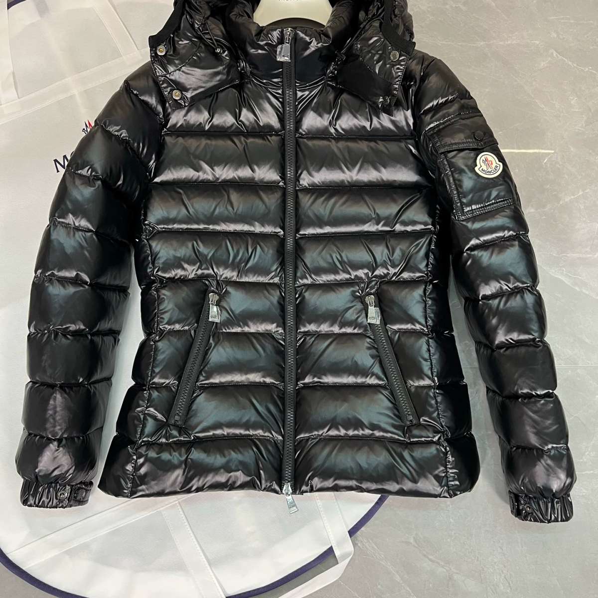 90% DUCK Hooded Down Puffer Jacket